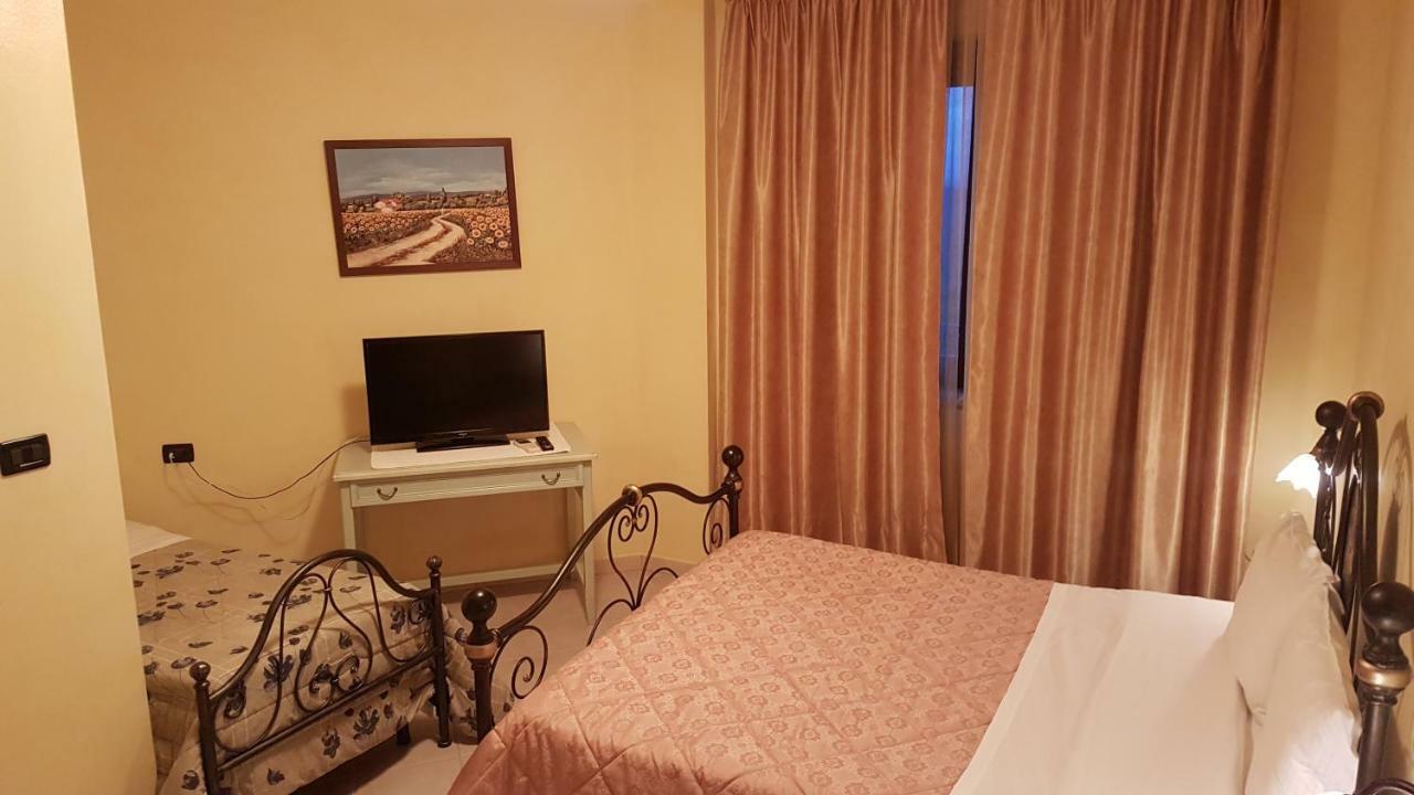 Le Tre Rose Hotel Bono  Kültér fotó